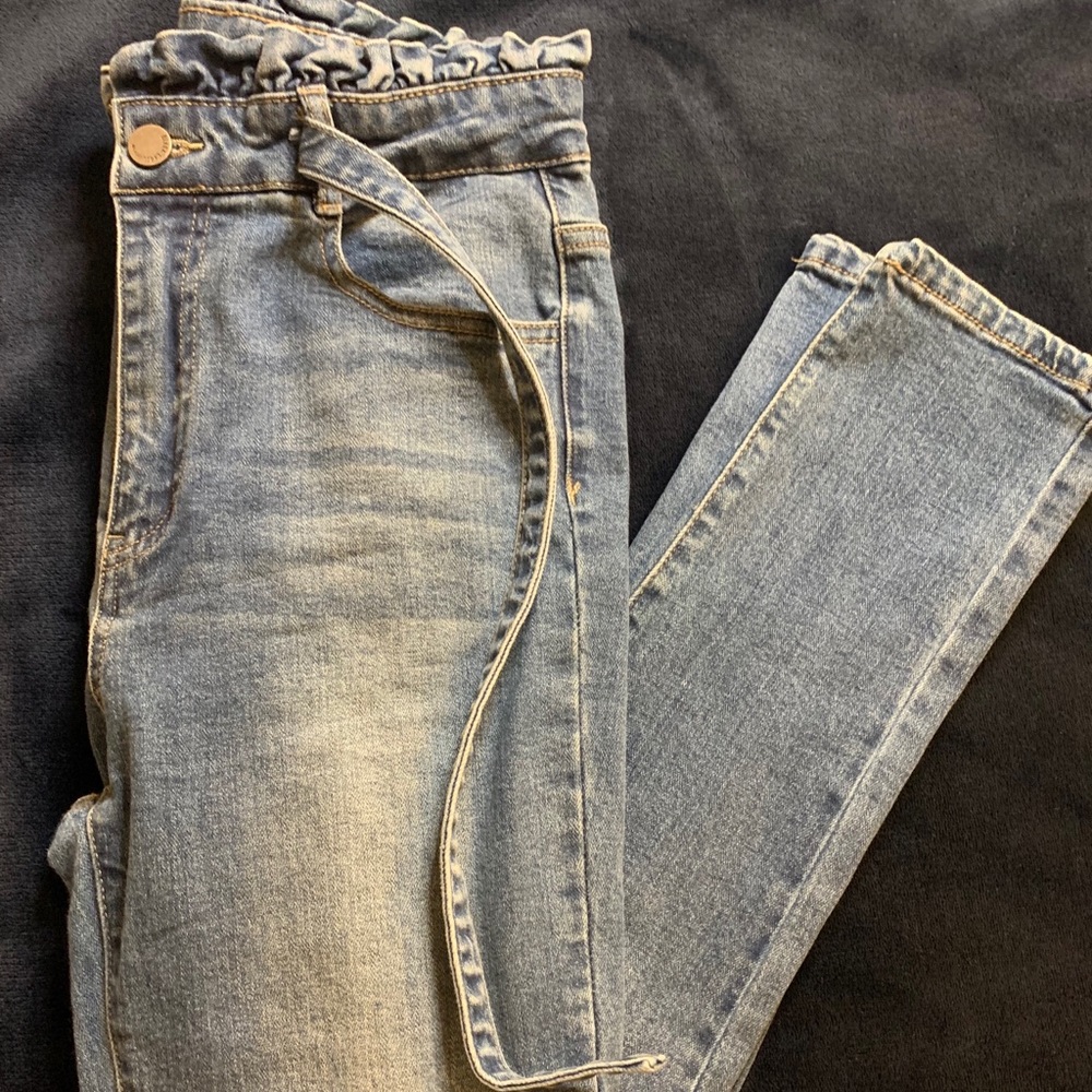 Blue skinny jeans
